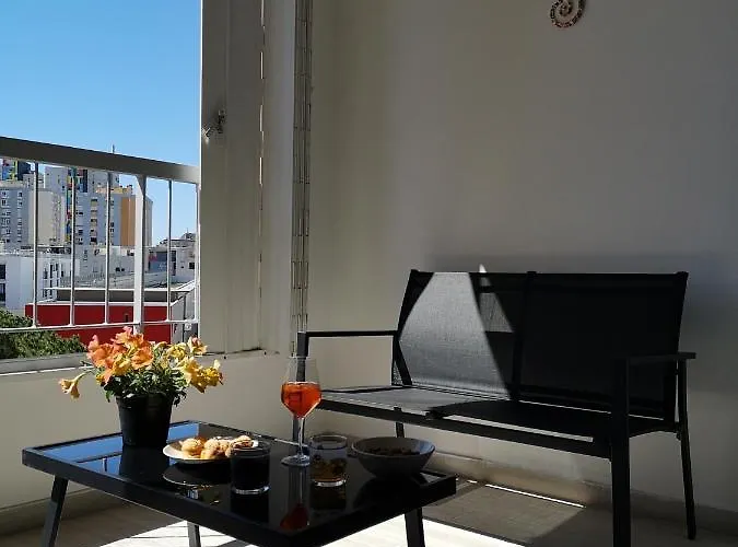 Aux 4 Bleutees Apartment *