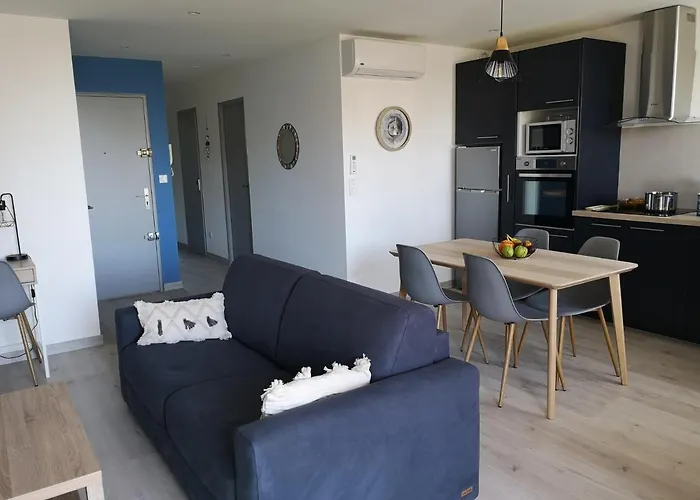 Aux 4 Bleutees Apartment Nice